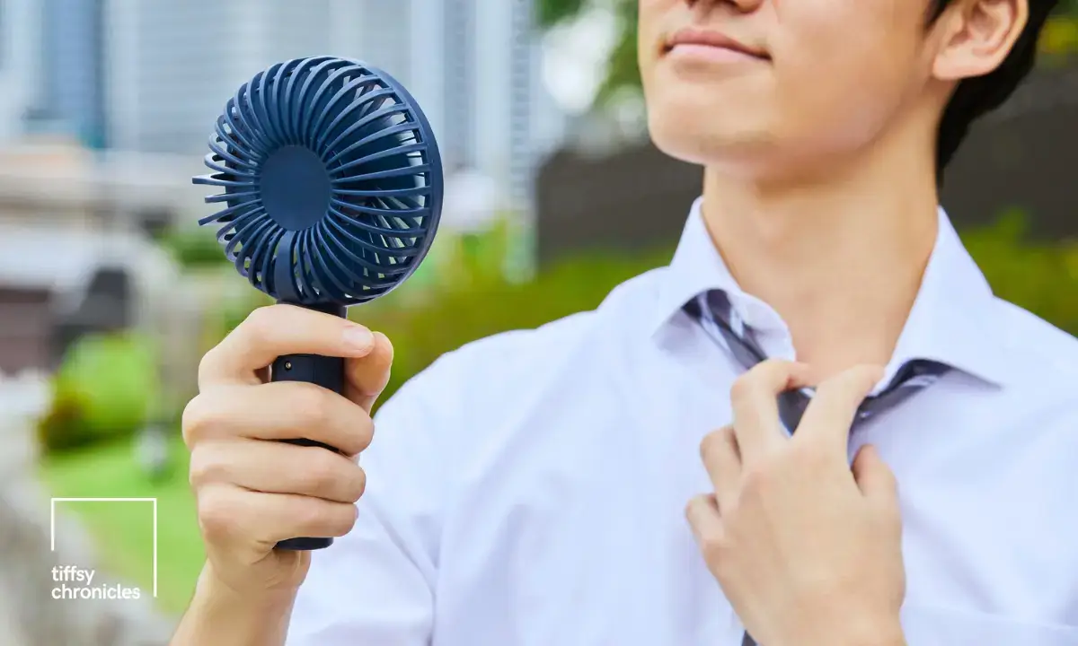Portable fan | 10 Rainy Day Essentials for Commuters in Metro Manila